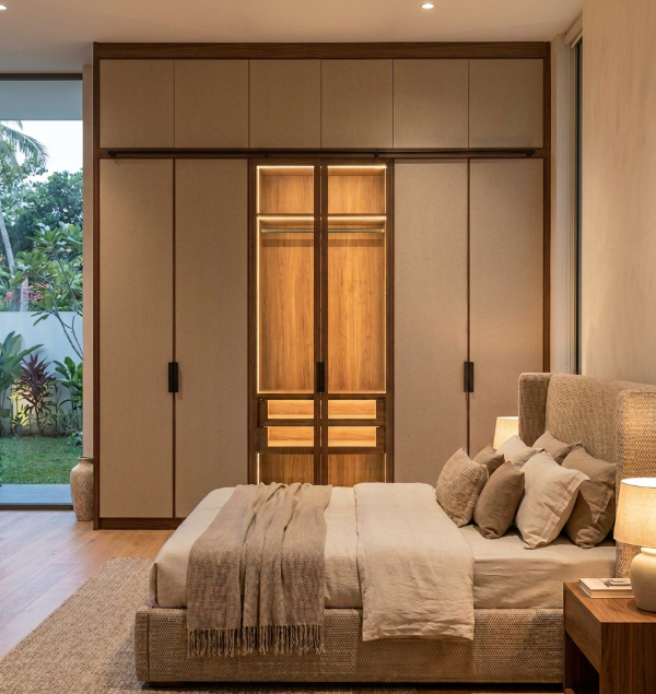 Wardrobes and dressing